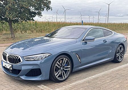 BMW M850i xDrive Coupé Service Neu