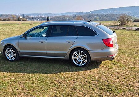 Skoda Superb 1.8 TSI DSG Comfort Combi Comfort