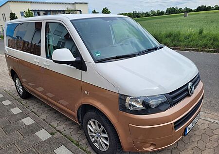 VW T5 Volkswagen Bicolor