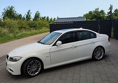 BMW 320i Edition Sport