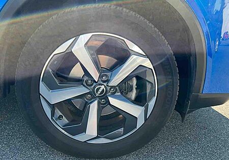 Nissan Qashqai 1.3 DIG-T N-Connecta *Navi, Kamera 360°*