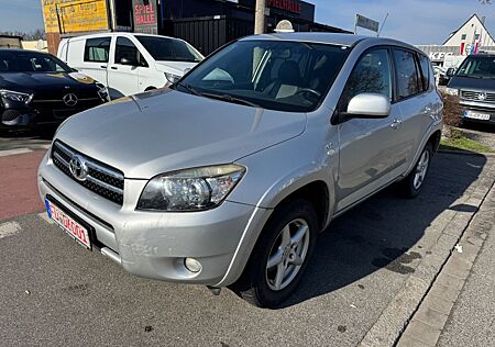 Toyota RAV 4 2.2-l-D-CAT 4x4 Executive