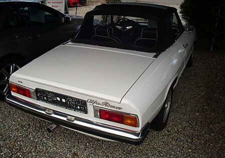 Alfa Romeo Spider 1300 Junior H-Kennzeichen