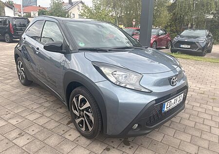 Toyota Aygo (X) Aygo (X) 1.0-l-VVT-i Team D