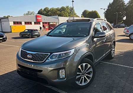 Kia Sorento Platinum Edition 4WD*AHK+PANO+LEDER+TOP!