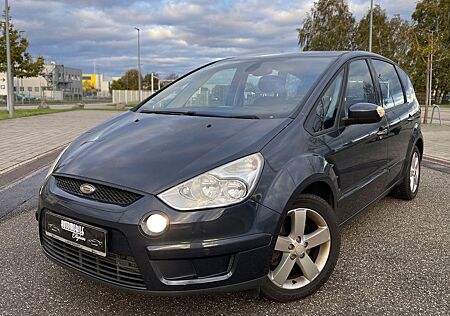 Ford S-Max Titanium