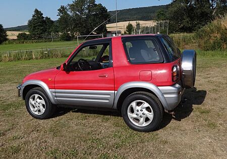 Toyota RAV 4 - -