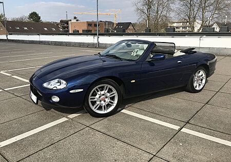 Jaguar XK8 X100 Cabriolet - Top Zustand 281059