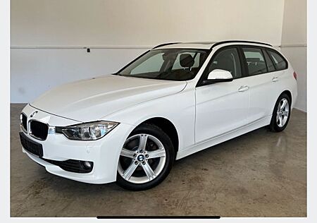 BMW 320d xDrive Touring Luxury Line Luxury Line