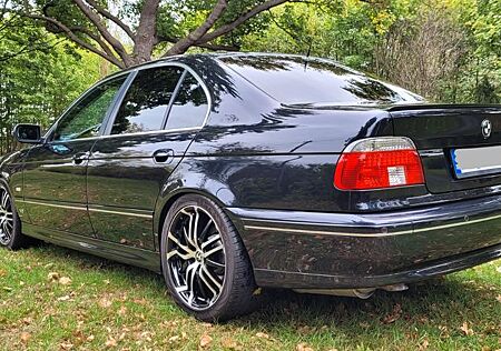 BMW 540i A - sehr gepflegt - techn. u. optisch