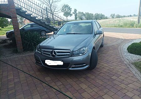 Mercedes-Benz C 180 AVANTGARDE AVANTGARDE niski przebieg