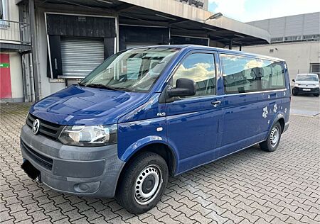 VW T5 Transporter Volkswagen 9 Sitzer Lang Tüv neu