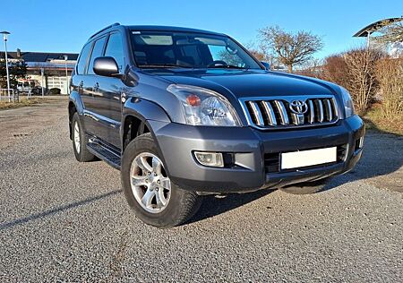 Toyota Land Cruiser 3.0 D-4D Sol Sol