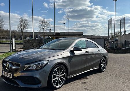 Mercedes-Benz CLA 250 DCT -