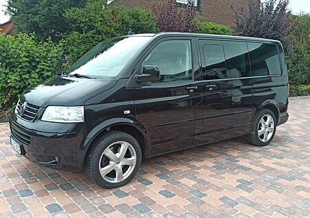 VW T5 Multivan Volkswagen Highline