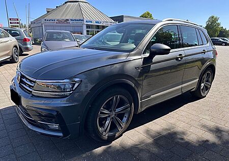 VW Tiguan Volkswagen Highline R-Line TOPZUSTAND//PANO//AHK.//