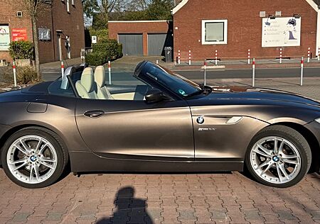 BMW Z4 sDrive23i - 6 Zylinder - 1. Hand