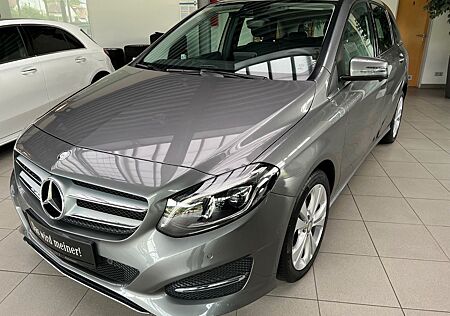 Mercedes-Benz B 200 Urban, DCT, RFK, LED