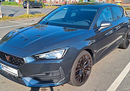 Cupra Leon 1.4 e-HYBRID DSG *VC*LED*T-LEDER*