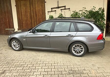 BMW 320d xDrive Touring -