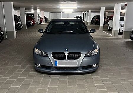 BMW 320i E92 Coupé