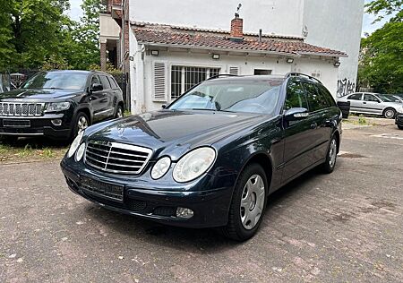 Mercedes-Benz E 240 E -Klasse T-Modell