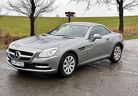 Mercedes-Benz SLK 200 -