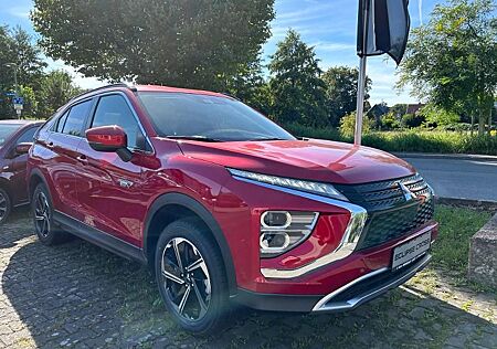 Mitsubishi Eclipse Cross Plug-in Hybrid 2.4 PLUS *Navi LED*