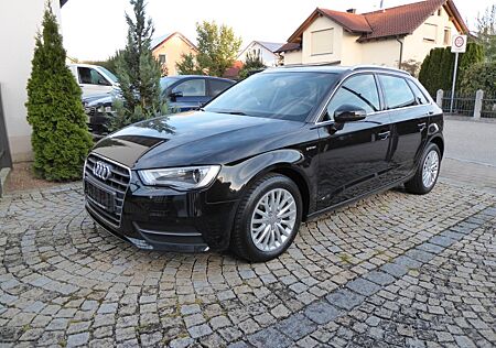 Audi A3 1.4 TFSI g-tron Erdgas Sportback Navi Tempo.
