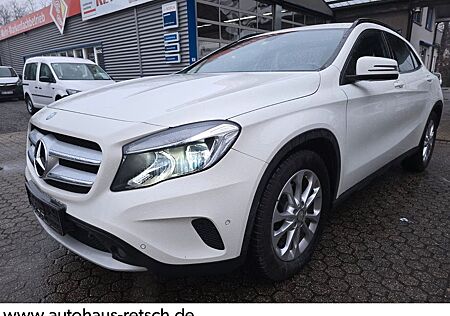 Mercedes-Benz GLA 200 200 CDI AHK