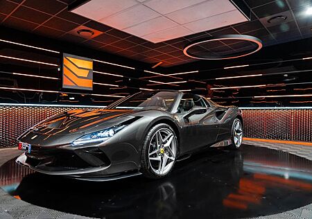 Ferrari F8 Spider*Historic Color*Carbon LED*Pass Display