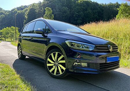 VW Touran Volkswagen 2.0 TDI Comfortl./Panoramad./Anhänherk,