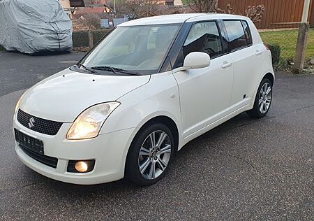 Suzuki Swift 1.3 Black and White Black and White