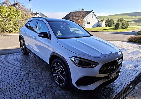 Mercedes-Benz GLA 250 e DCT - AMG Line