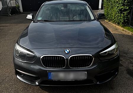 BMW 118i -