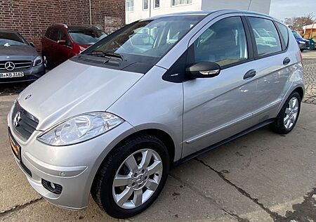 Mercedes-Benz A 150 Polar Star Autom+Sitzheizung+PDC+Allwetter