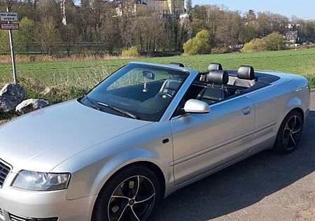 Audi A4 2.5TDI Cabriolet -