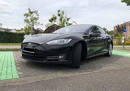 Tesla Model S 85 - Free SUC, Neuer Akku, LTE, MCU2