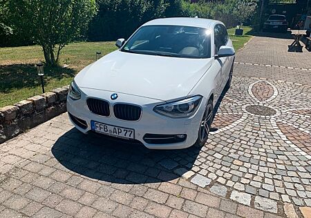 BMW 116i Sport Line Sport Line