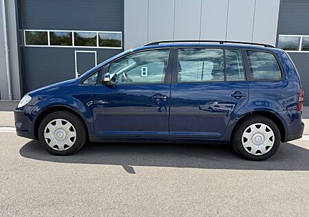 VW Touran Volkswagen 2.0 D Trendline+Navi+Xenon+8-fach bereift