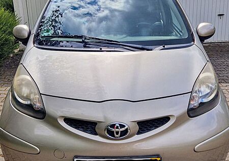 Toyota Aygo (X) Aygo (X) 1,0 ckIN2U ckIN2U