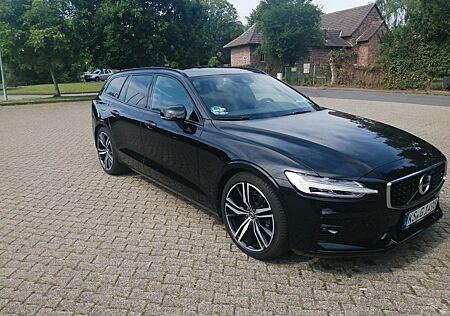 Volvo V60 D3 Geartronic R Design 8Fach 19 Zoll