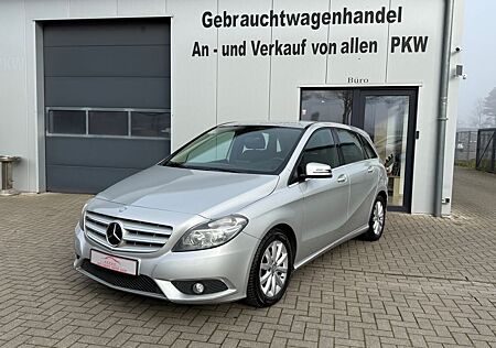 Mercedes-Benz B 180 CDI*AHK*SHZ*8FACH BEREIFT*HU AU NEU