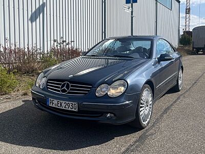 Mercedes-Benz CLK 320 AVANTGARDE*1.HAND+SCHECKHEFT+VIELES NEU*