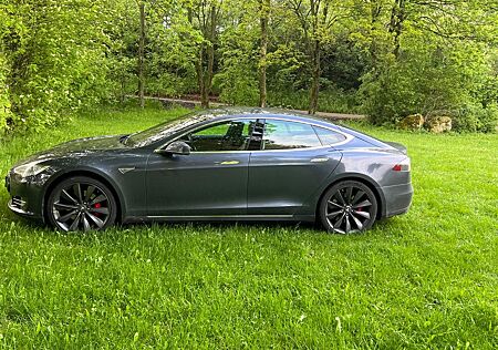 Tesla Model S P85 P