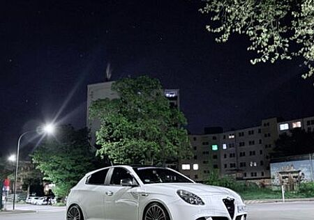 Alfa Romeo Giulietta 1.8 TBi 16V Quadrifoglio Verde Qua...