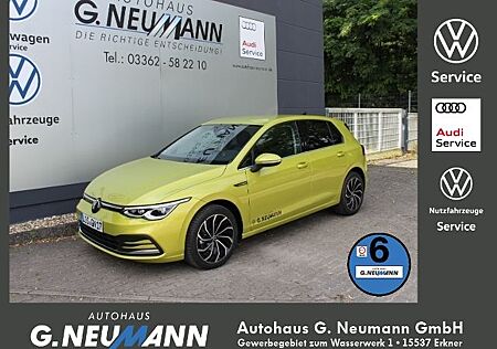 VW Golf Volkswagen VIII 1.5 eTSI Style DSG KLIMA/LED/NAVI/ALU
