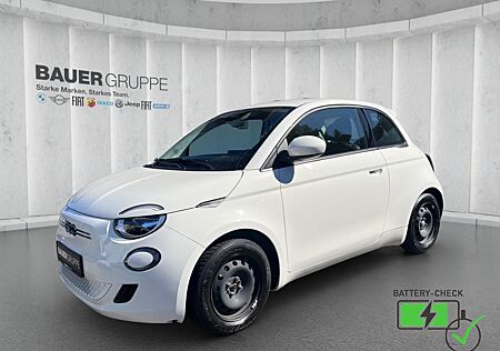 Fiat 500E e Basis Navi Apple CarPlay Android Auto Kli