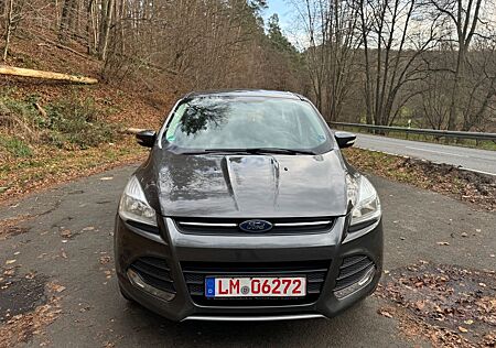 Ford Kuga Trend Top Zustand Tüv Neu 1 Hand