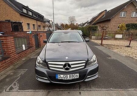 Mercedes-Benz C 180 BlueEFFICIENCY -